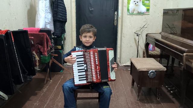 Ковтун Артур, 6 лет "Едет паровоз" смотреть онлайн