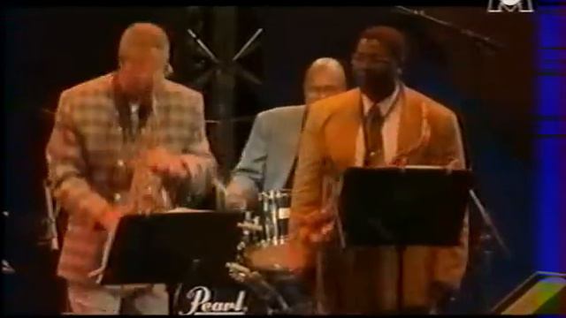 1996 - Phil Woods Sax Machine - You Never Know смотреть онлайн