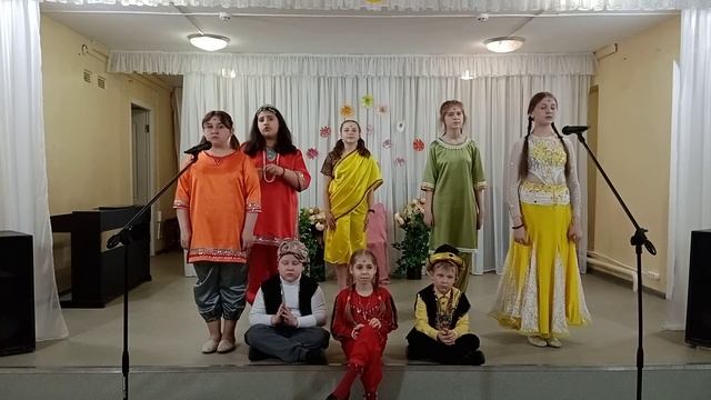 Музыкальный юмористический спектакль "Заклинатель змей", ДШИ г. Донецк РО, коллектив "Радуга". смотреть онлайн