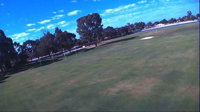 MJX Bugs 8 flight testing new FPV Goggles смотреть онлайн