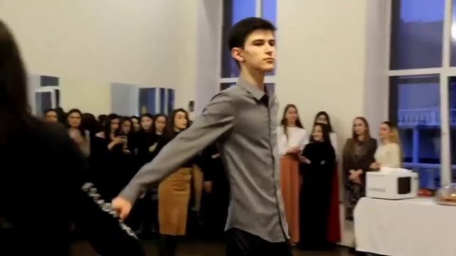 Карачаево - балкарские танцы (той) в Ставрополе. Часть 8 смотреть онлайн