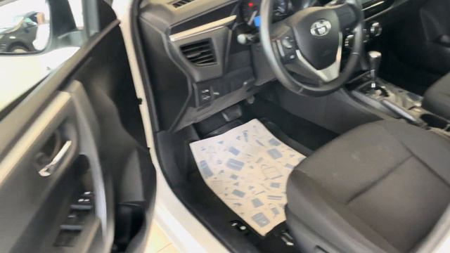 Toyota Corolla, 2015 год