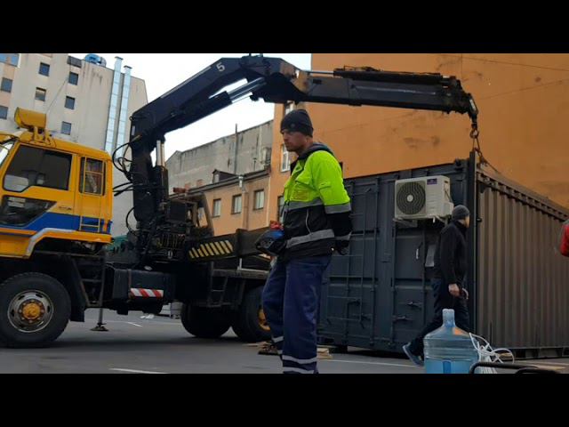 манипулятор.выгружаем контейнер смотреть онлайн