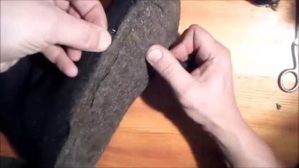 Два способа как подшить валенки