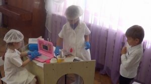 Сюжетно-ролевая игра в подготовительной к школе группе "Диагностический центр"