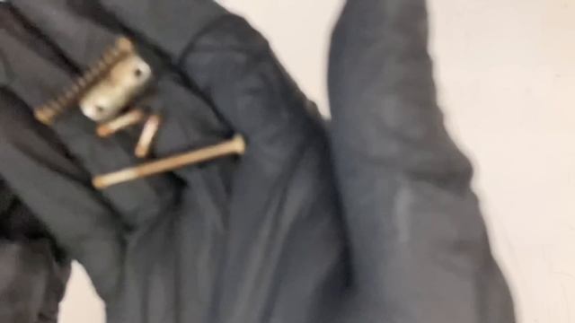 音の出ないジャンクベースをクリーニングしました。-I cleaned the junk electric bass that has no sound.- смотреть онлайн