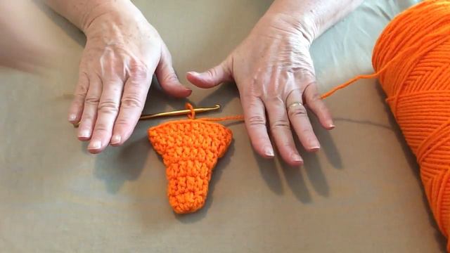 Easter Carrot Pouch Crochet Pattern смотреть онлайн