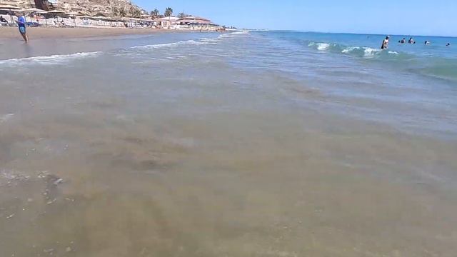 Пляж Эпископи на КИПРе (Episkopi Beach) идеальный заход и теплое море смотреть онлайн