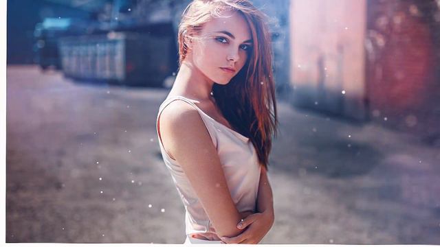 Очень красивая песня о любви! Ему бы петь на ТВ! Берёт за душу!