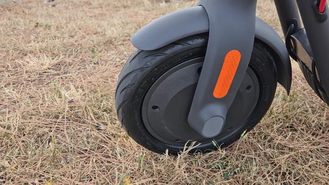 NAVEE V40 PRO monopattino IDEALE per la CITTA' tutto a norma! смотреть онлайн