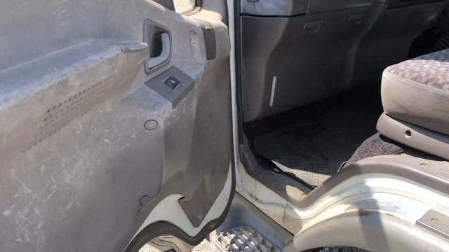 SM-2586 , MITSUBISHI CANTER GUTS , MODEL/ KC-FB501B , ENGINE- 4M40 смотреть онлайн