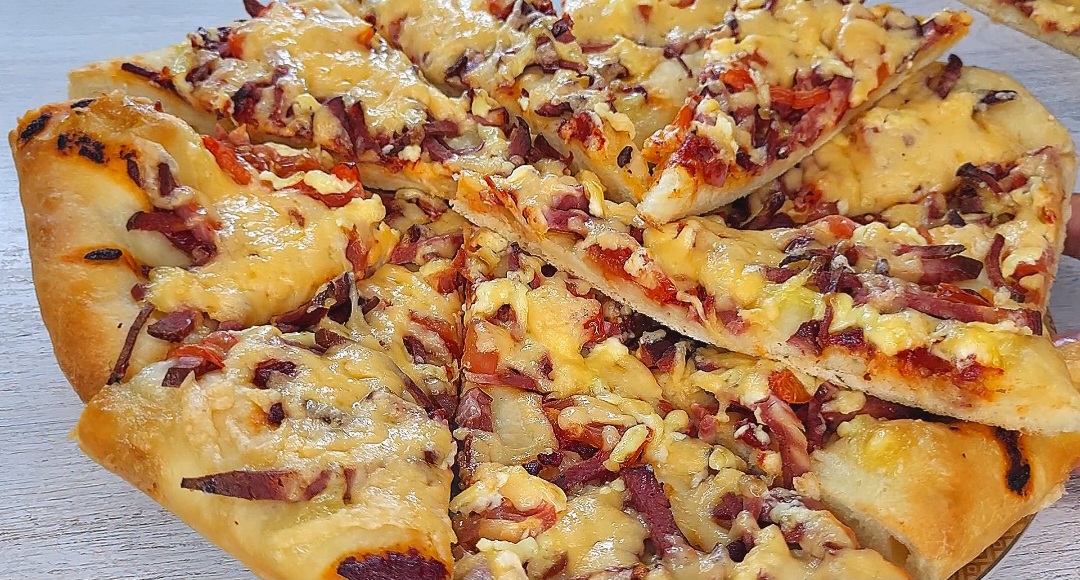 Пицца из трех начинка,готовлю очень вкусно и просто, делюсь рецептам