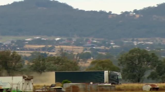 Music clip. Modern Italo Volvo Truck смотреть онлайн