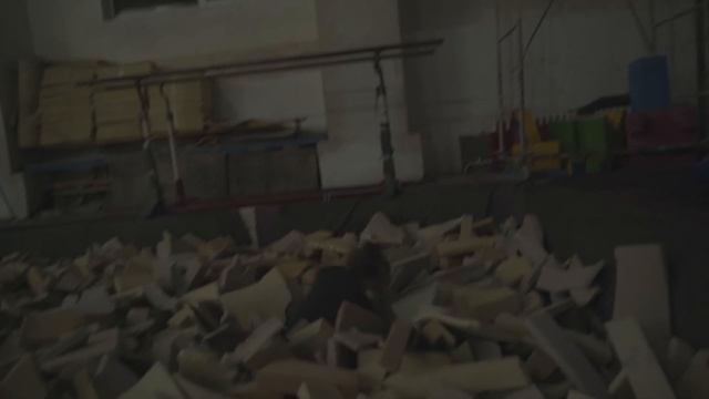 КАК ПРОХОДЯТ ТРЕНИРОВКИ В ЗАЛЕ смотреть онлайн