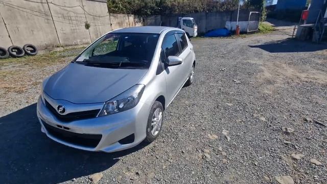 КРАТКИЙ ВИДЕООБЗОР TOYOTA VITZ 2013 ГОДА, ДВС 1300 СС, 4 ВД смотреть онлайн