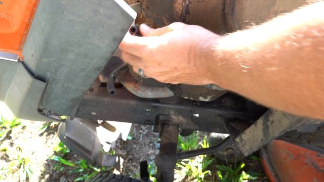 FUEL PUMP CPR - Testing a Riding Mower Vacuum Fuel Pump | Small Engine Pulse Fuel Pump смотреть онлайн