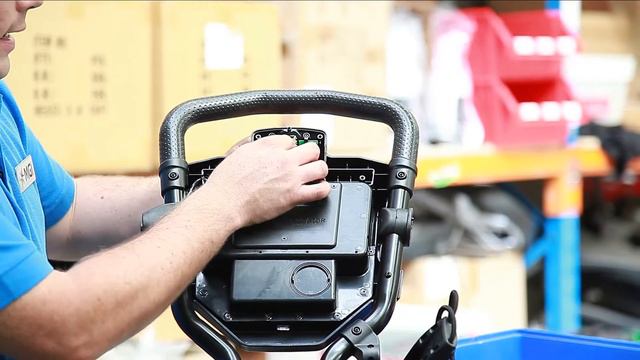 Replacing Speed Controller смотреть онлайн