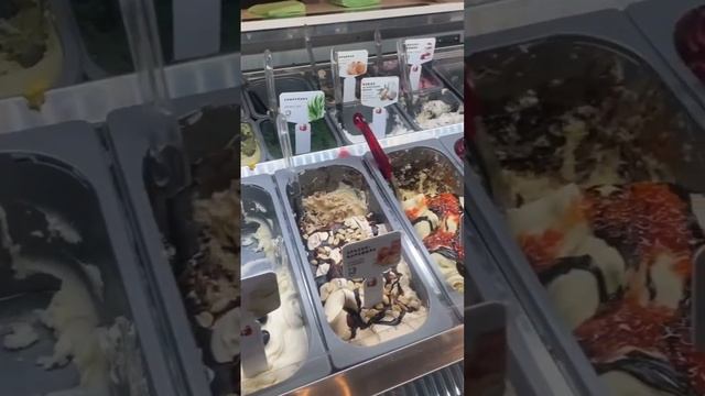 Итальянец пробует лучшее джелато в России ??? смотреть онлайн