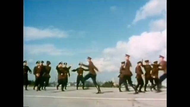 Как раньше танцует солдат ссср 1965 Как сейчас танцует солдат 2019 смотреть онлайн