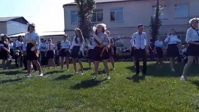 Флешмоб! Последний звонок! смотреть онлайн