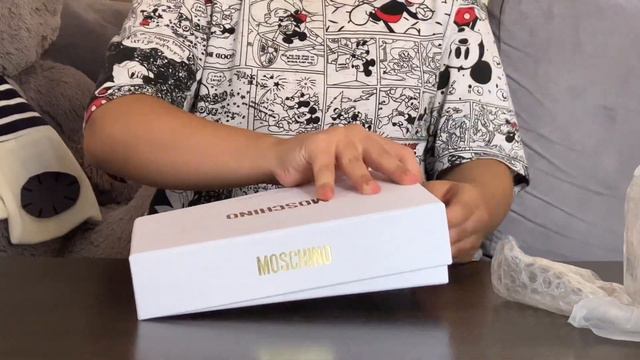 оценила духи moschino toy boy 2 смотреть онлайн