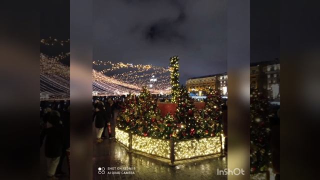 Новогодняя атмосфера? в Москве ? смотреть онлайн