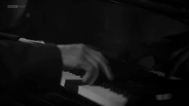 Night Train смотреть онлайн