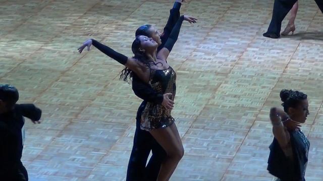 Semerenko Artem - Sovetchenko Svetlana Tomsk 11.12.11 смотреть онлайн