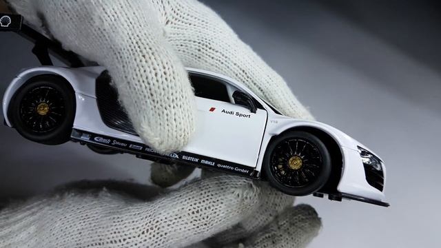 Diecast Unboxing-Audi R8 LMS 1/24 scale car смотреть онлайн