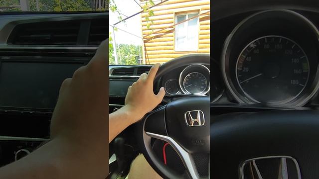 Honda Fit 2015, после отечественного автопрома просто сказка! #honda #hondafit