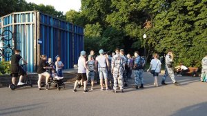 Драка день ВДВ Парк Горького 02. 08. 2022 слово за слово об Украине