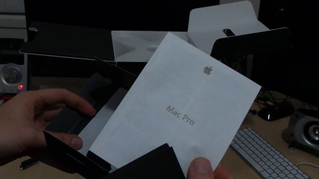 Mac Pro (Late 2013) Unboxing Australia смотреть онлайн