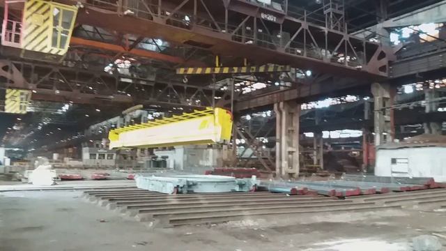 Перемещение главной балки мостового крана 24т 28м двумя мостовыми кранами 20т смотреть онлайн