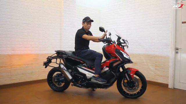 X ADV 750 Vs TMAX 530 DX Accélération/drive/test/racing/