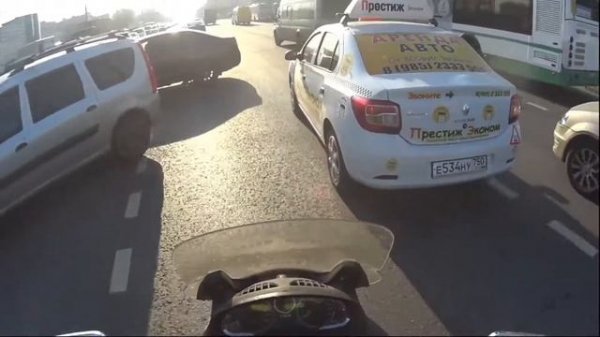 На работу Sym Maxsym 400i