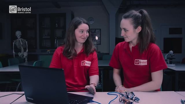 An introduction to coding with an Arduino | Do Try This At Home | We The Curious смотреть онлайн