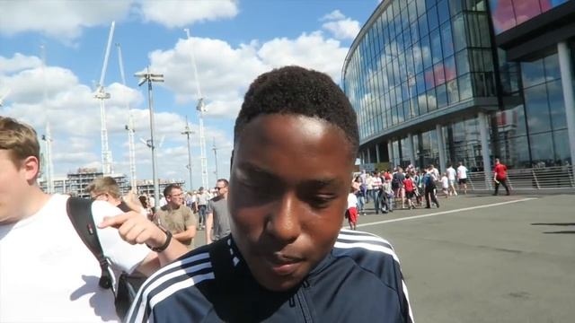 NIGERIA FANS REACT TO NEW NIGERIA 2018 WORLD CUP KIT... смотреть онлайн