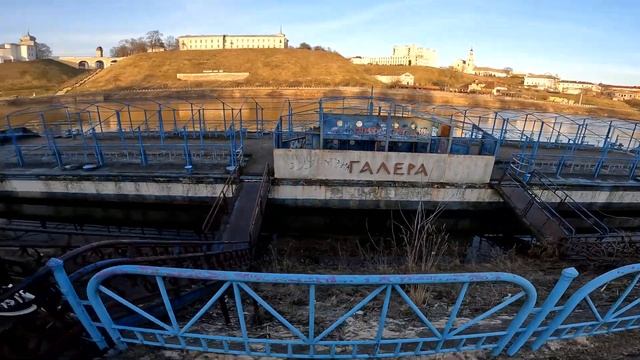 СЛОМАЛ ШКОЛЬНИКУ САМОКАТ ? смотреть онлайн