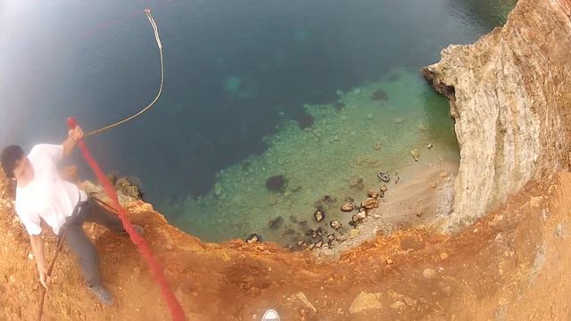 Alexey Senin Rope Jumping with Skyline X-Team in Crimea смотреть онлайн