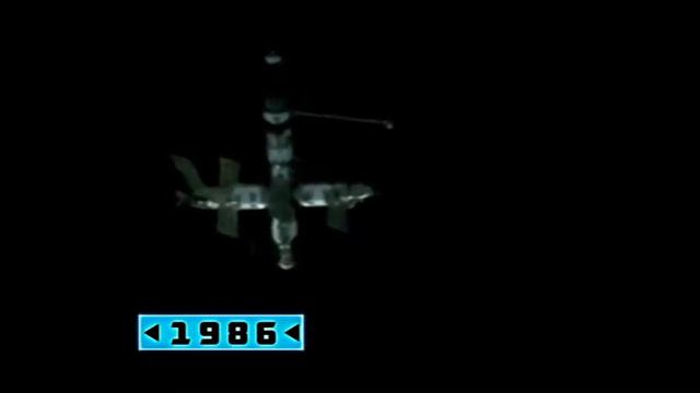 The Good, The Bad & Weird Of Space Travel | Stop. Rewind | Beyond Documentary смотреть онлайн