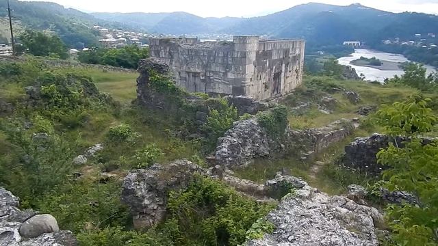 Храм Баграта смотреть онлайн