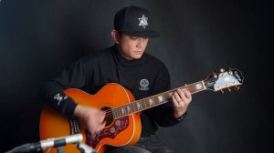 Epiphone J200 Studio review