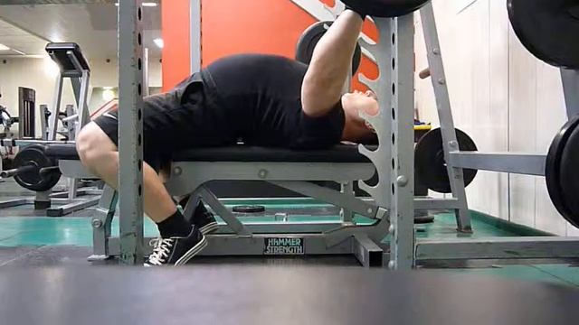 Жим лежа - 140*4*4 , финальный подход. смотреть онлайн