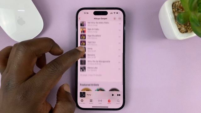 iPhone: How To Download ALL Songs In a Playlist For Offline Listening On Apple Music смотреть онлайн
