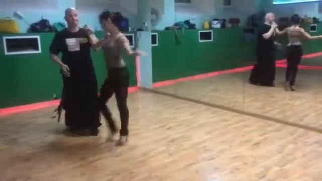 Bachata sensual, Sasha & Christi смотреть онлайн