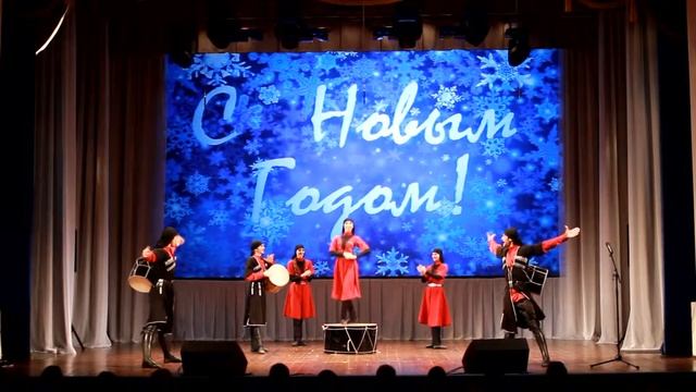 Ансамбль Синдика - "Ритмы гор" (Caucasian dance ensemble SINDIKA) / Великий Новгород,2013 смотреть онлайн