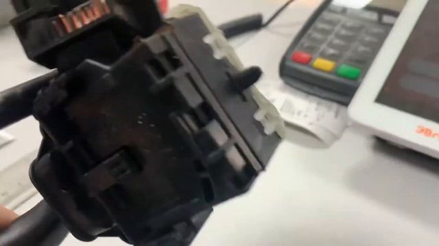 Переключатель подрулевой правый Geely MK Cross, 1017000635 смотреть онлайн