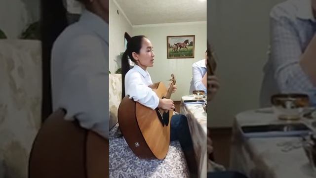 Айнаш Садуақас смотреть онлайн