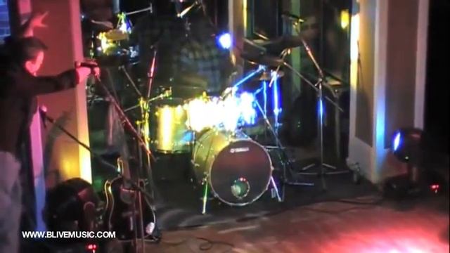 Drum Shed -Levi Bennett Drum Solo (BLIVE Productions) смотреть онлайн
