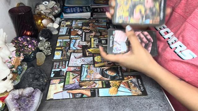 LEO — NOV BONUS — ONE OF THE BEST READING??SOMEBODY RICH?IS KNOCKING AT UR DOOR FOR LOVE❤️— TAROT смотреть онлайн